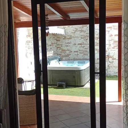 Al Alba Chill House בית נופש קורלחו