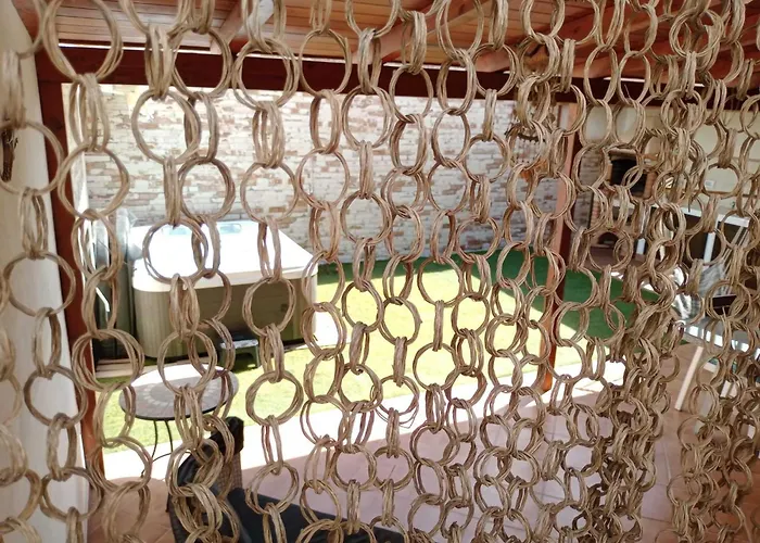 Al Alba Chill House *